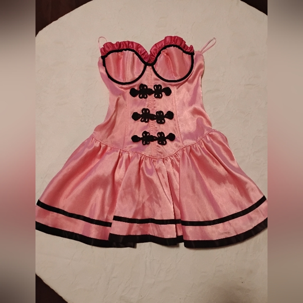 Pink Halloween Costume Waitress